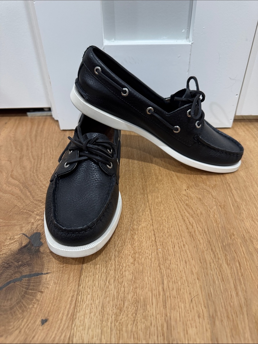 Sperry Black and White Women's Moccasin Boat Shoes